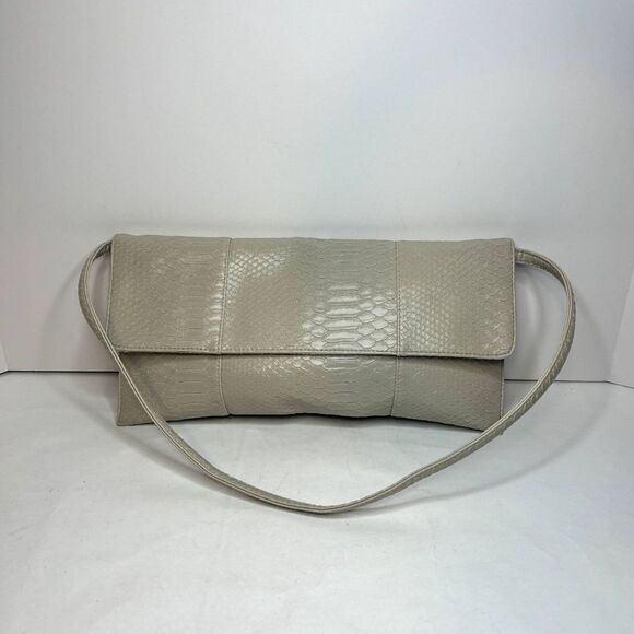 Jessica McClintock Alligator Print Beige Leather Flap Wide Clutch Handbag Purse - Picture 1 of 10